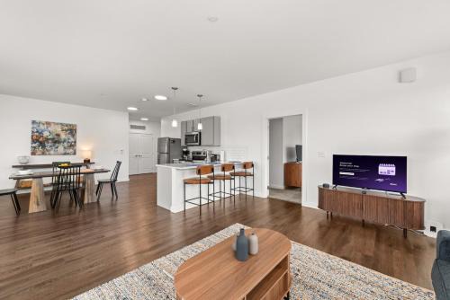 Luxury Stay Near Cleveland Clinic Attractions