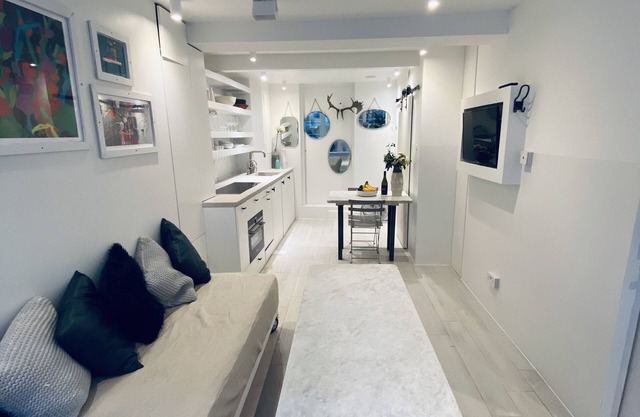 Luxury Studio Flat just off Exmouth Market