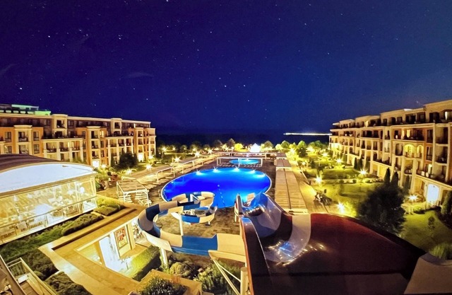 Luxury Sveti Vlas Prestige Fort Beach Aparthotel