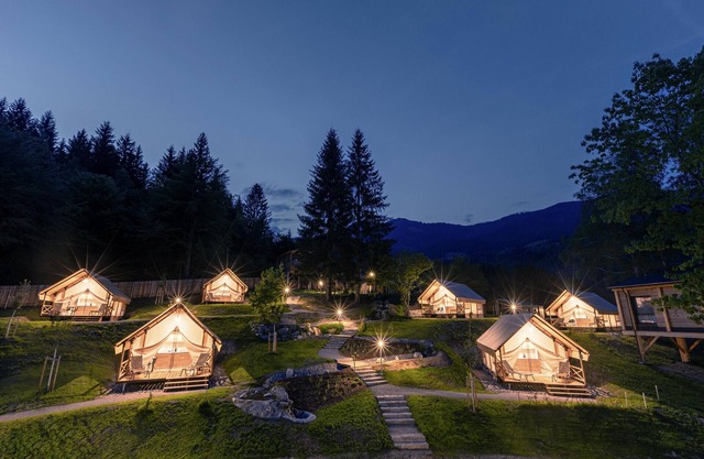 Luxuszelt Safari for up to 4 Persons