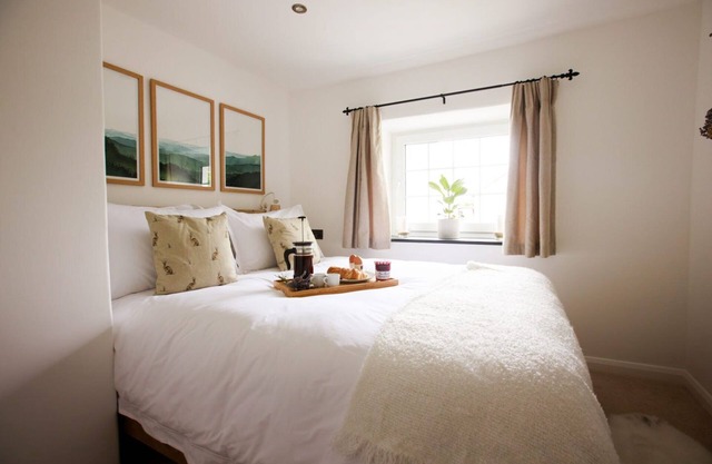 -Luxury Thatched Cottage- Dartmoor, Devon