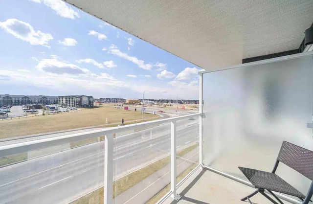 Luxury Top Floor💎FREE Parking💎PS4💎10min to Airport