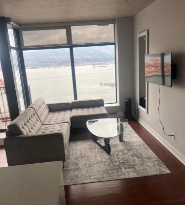 Luxury Urban Escape with Million-Dollar Vancouver Views