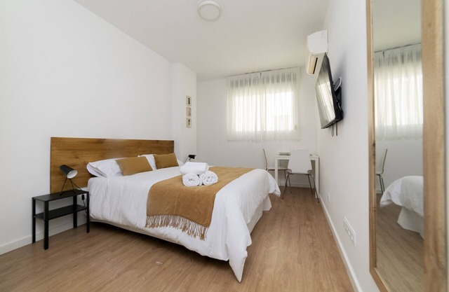 Luxury V - Ferga Suites
