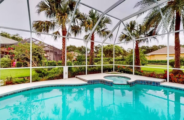 Luxury Vacation Home at Brandon/Valrico area