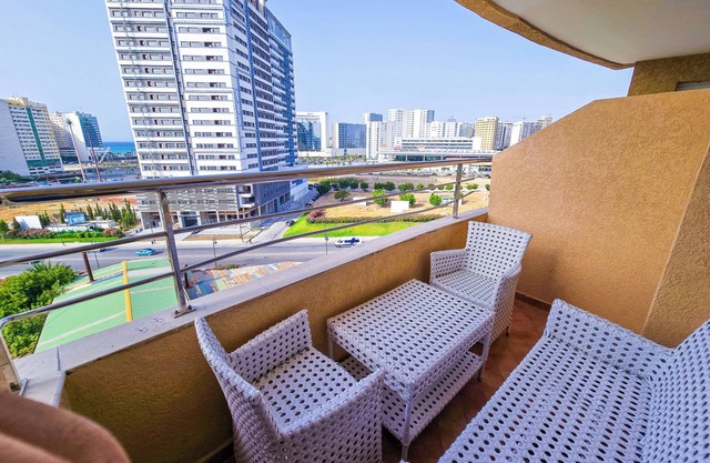 Luxury & View - close to the sea & TGV
