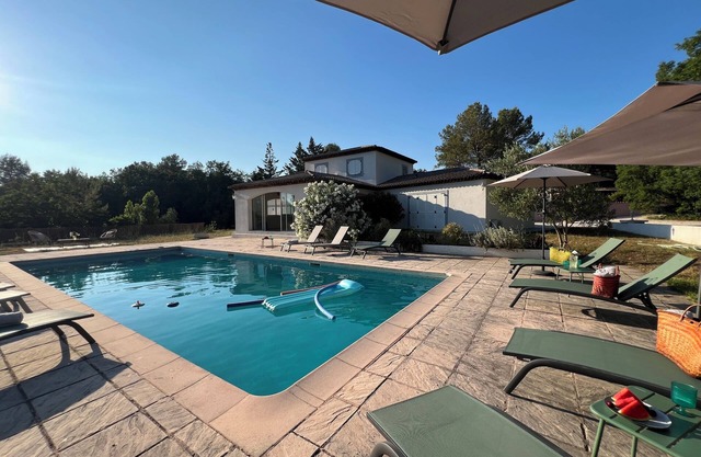 Luxury villa with private pool – Provence, Var – Sleeps 9, near Fayence