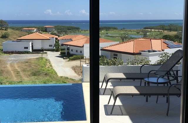 Villa de lujo con 2 dormitorios y 2 baños con impresionantes vistas al mar Caribe