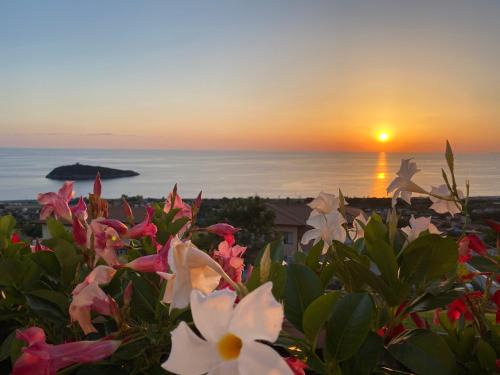 Luxury Villa Cirella happy island