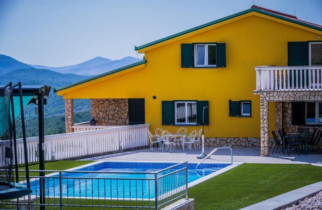 Luxury villa Cvita
