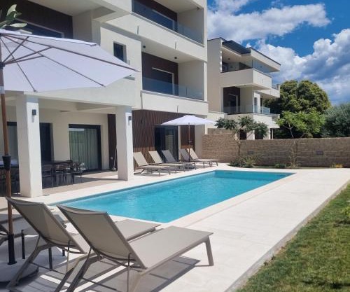 Luxury Villa del Sol
