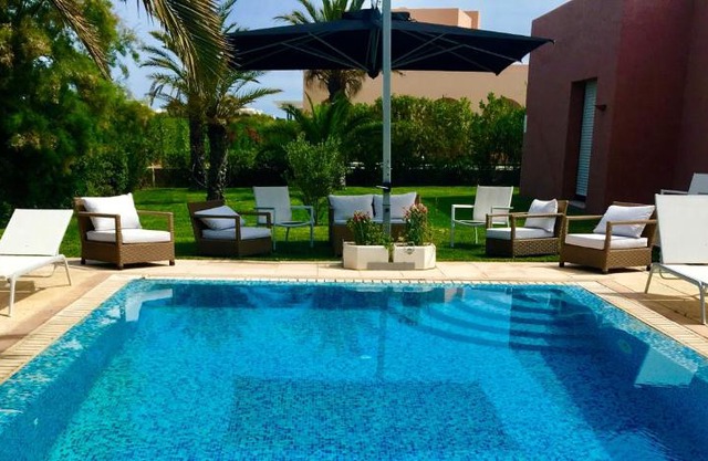Luxury Villa in La Marsa with Pool