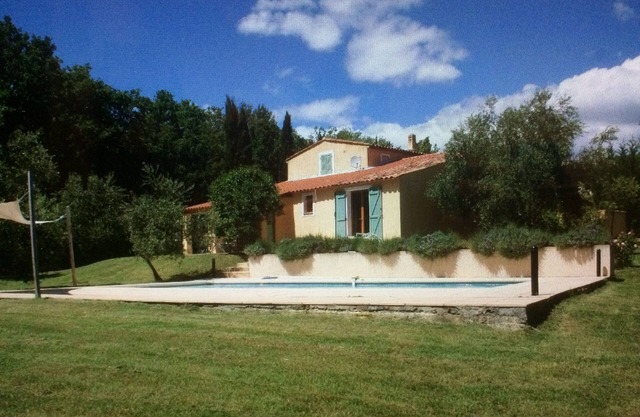 Villa de lujo en zona tranquila con piscina privada