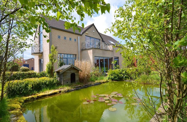 Villa de lujo en Sourbrodt