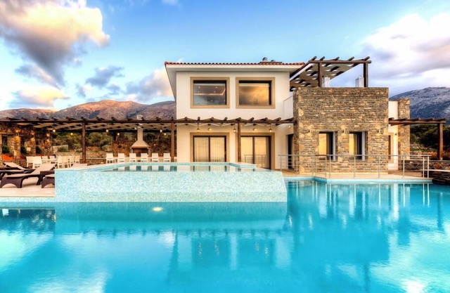 Lujo Villa Isabella con piscina privada y vistas panorámicas al mar, Sisi, Creta