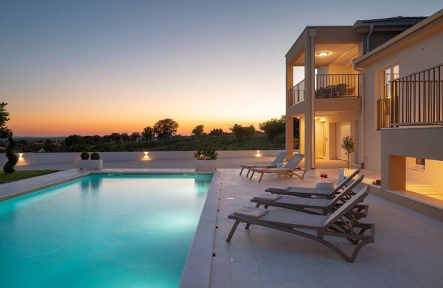 Luxury Villa Morus with pool 50m2 gym