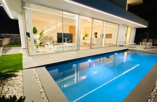 Luxury Villa - new building with panoramic sea view