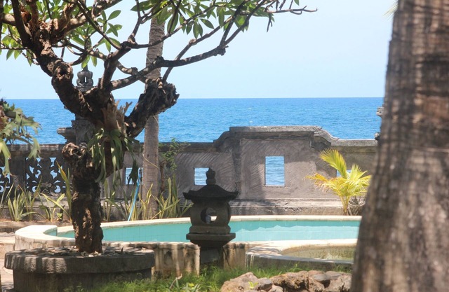Villa de lujo en la playa en Lovina Beach Bali