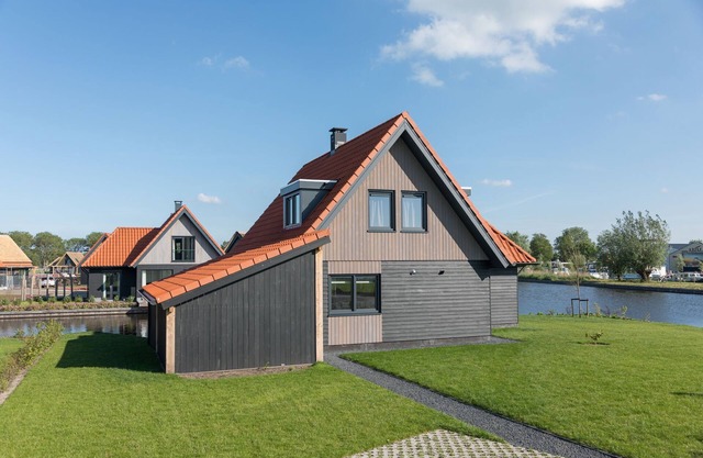 Estancia en villa cerca de los lagos de Frisia