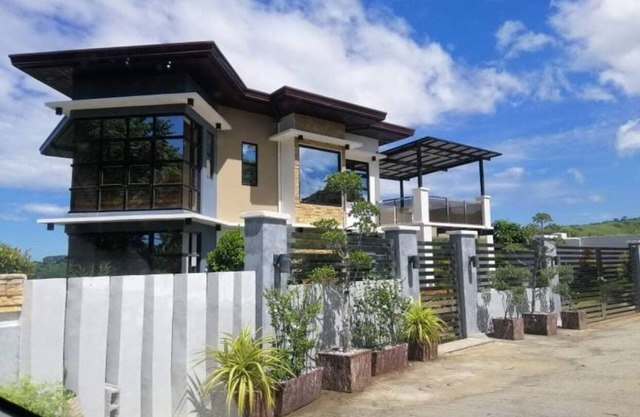 Luxury Villa at Mariveles Bataan, Philippines, Ph