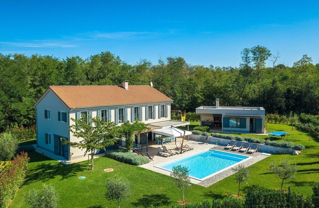 Villa Povetica by Villas Guide