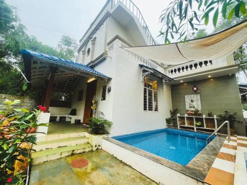 Luxury Villa Siena with Private Pool!