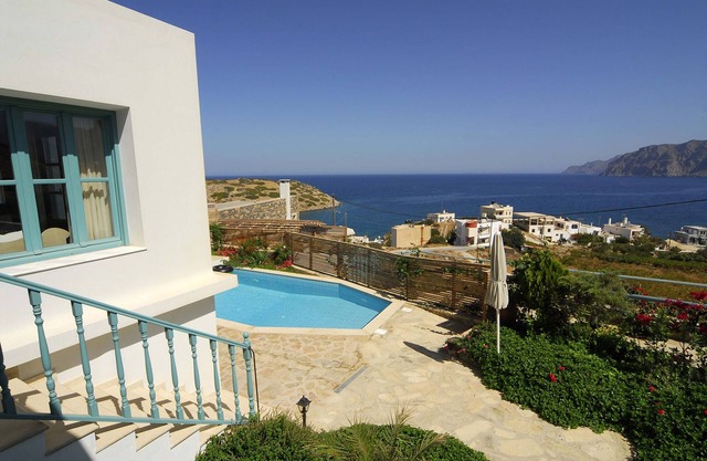 Luxury Villa with Mountain and Sea View