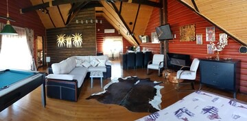 Luxury Villa with Pool and Sauna