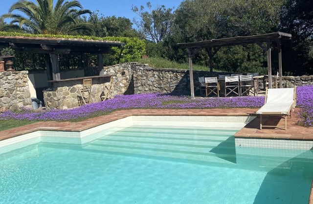 Luxurious villa with private pool and large garden near Follonica and Piombino
