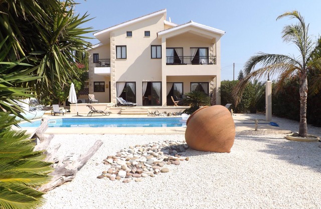 Villa de lujo con piscina privada climatizada y vistas al mar en el valle secreto Wi-fi gratuito