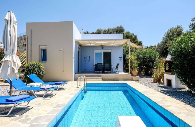 Villa de lujo con piscina privada en Creta (Rethymnon), terraza y vista al mar