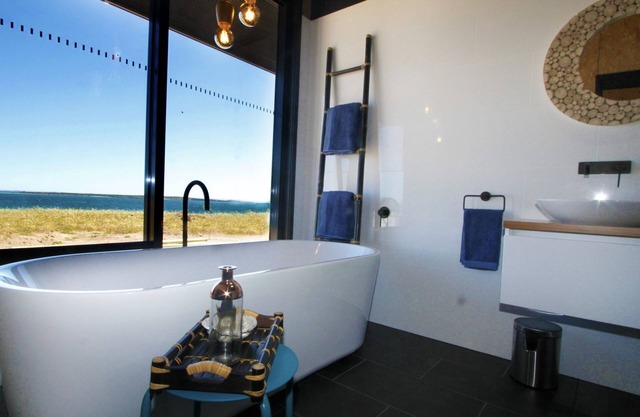 Villas de lujo con vistas a la playa de Perlubie en la península de Eyre.