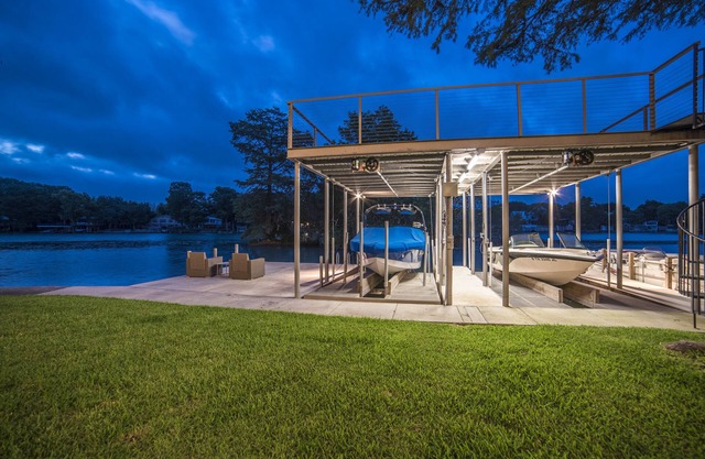 Lakehouse de lujo con voleibol, muelle, fogata, 8 habitaciones