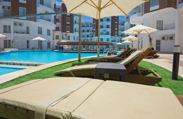 Luxury Wi-fi 1 Bedroom Apt. Close to El Gouna