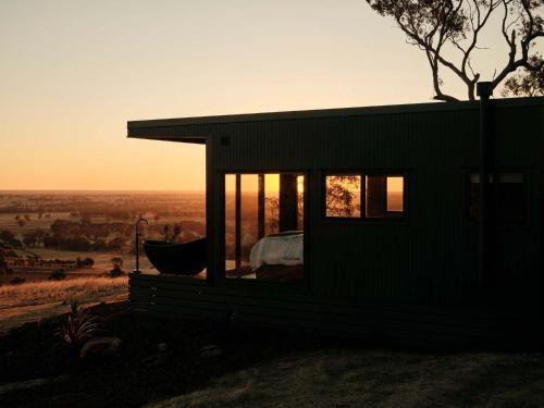 Luxury Winery Stay with Sweeping Hilltop Views