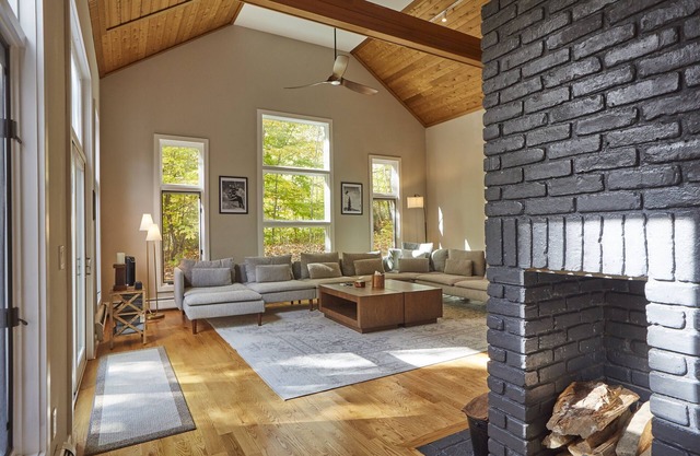 Luxury with Hot Tub, Billiards & Arcades! Close to Hiking, Golfing, Swimming!