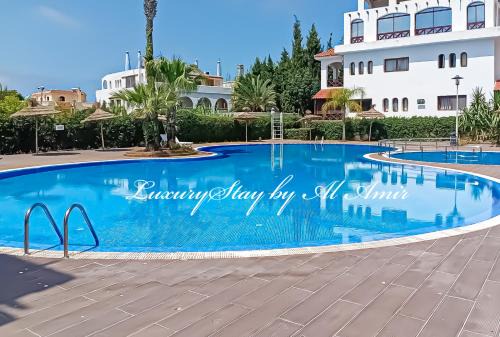 LuxuryStay by Al Amir