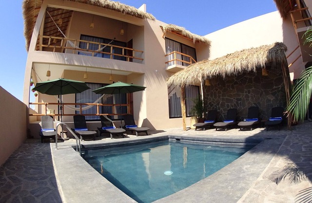 Lya Beach House