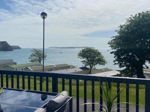 Lydstep Beach Village - 374 Bay View