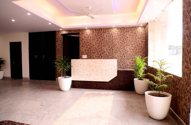 Lyf Corporate Suites - Noida Sector 19