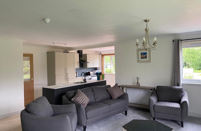 Lyn leven cottages
