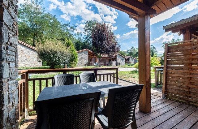 Lys des Pyrénées 4 - Chalet vue montagne T2