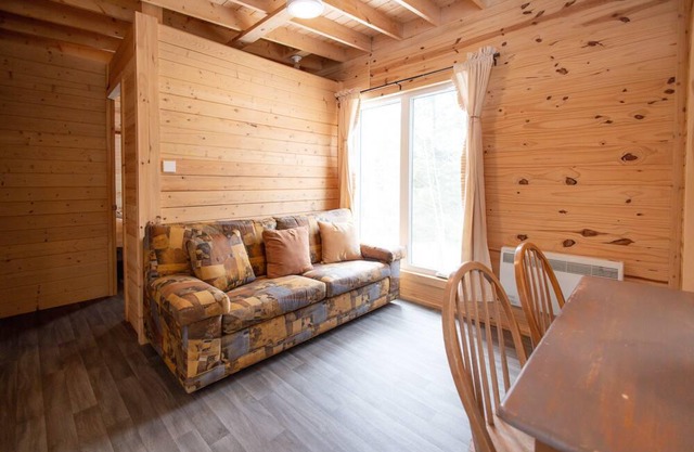 Lyster Cabin #1 - Waterfront