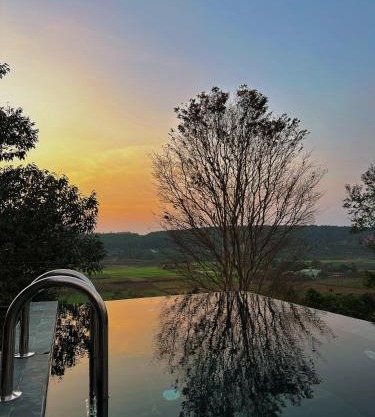 Mành Farmhouse