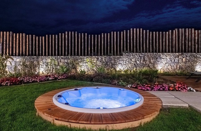 Mónaco Suites & Garden