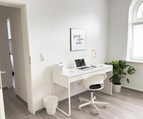 Möbliertes Apartment in Herne-Mitte mit Parkplatz, Arbeitsplatz, WLAN- Super Anbindung an Autobahnen und ÖPNV -Für 1bis 3 Personen