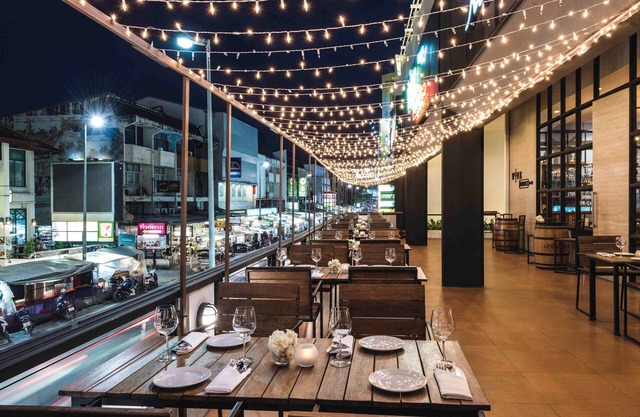 Mövenpick Suriwongse Hotel Chiang Mai