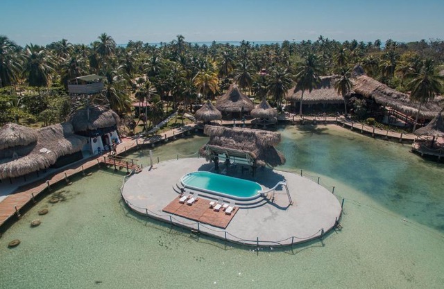 Múcura Club Hotel