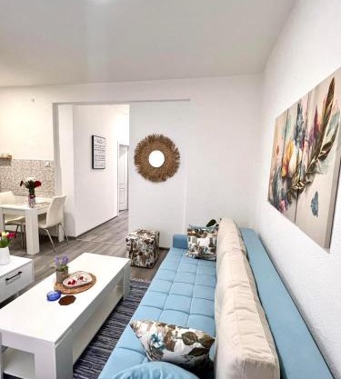 M Apartman