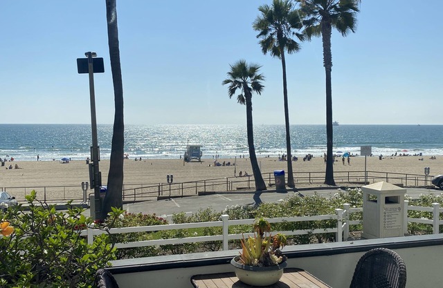 Primera línea de playa con encanto en el Strand